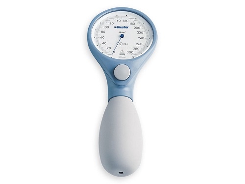 Ri San Palm Style Sphygmomanometer with Ergonomic Design  Adult latex free Cuff