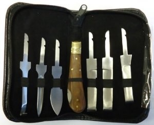 Surgical Instrument Specialists Hoof Knives Set 
