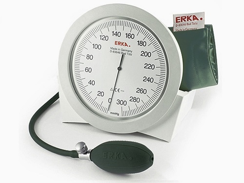   ERKA Vario Aneroid Sphygmomanometer Desk Model 