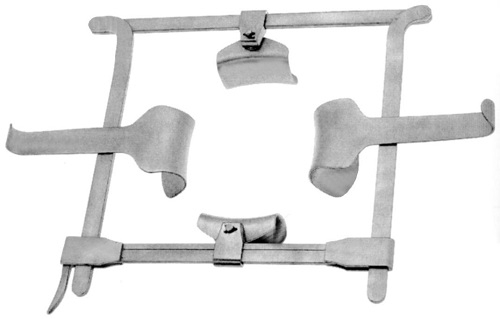 FRANZ Retractor With 4 Blades
